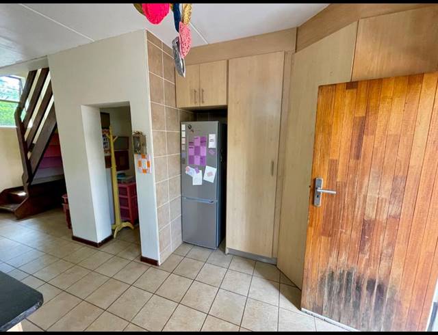 3 BEDROOM TOWNHOUSE FOR SALE IN SUGAR BUSH ESTATE